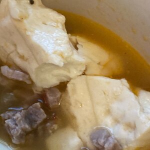 ふわふわ豆腐の中華風スープ